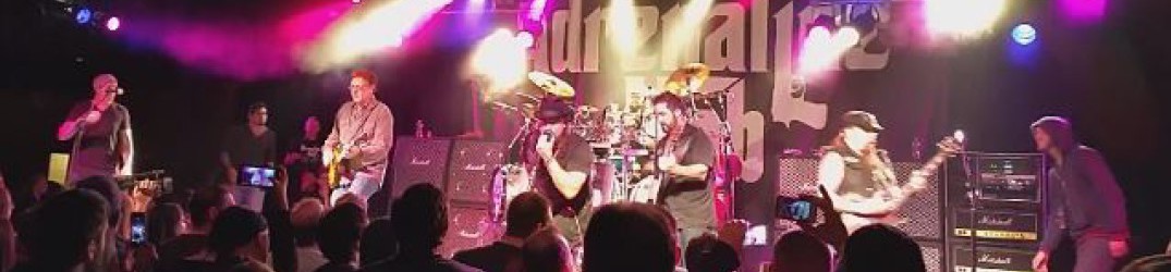 Twisted Sister: AJ Pero omaggiato sul palco da Adrenaline Mob e Jay Jay French