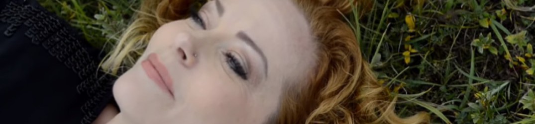Anneke Van Giersbergen: il video di 'Zo Lief' da  "Symphonized"