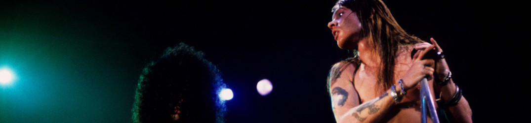 Guns N' Roses: Steven Adler cancella un concerto con la promessa di fare un "grande annuncio"