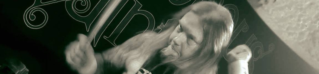Amon Amarth: Fredrik Andersson, 'Non mi sono mai sentito veramente accettato dalla band'