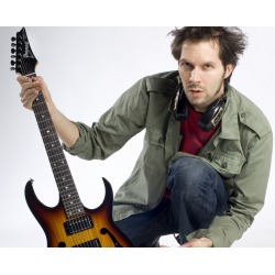 Paul Gilbert: il grande chitarrista il 6 aprile a Trieste