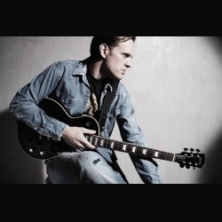 Joe Bonamassa: duetta con Carlo Verdone