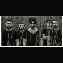 Under The Ocean: firmano per Drown Within Records