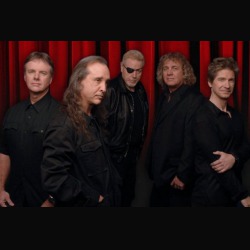 Kansas: Steve Walsh lascia la band