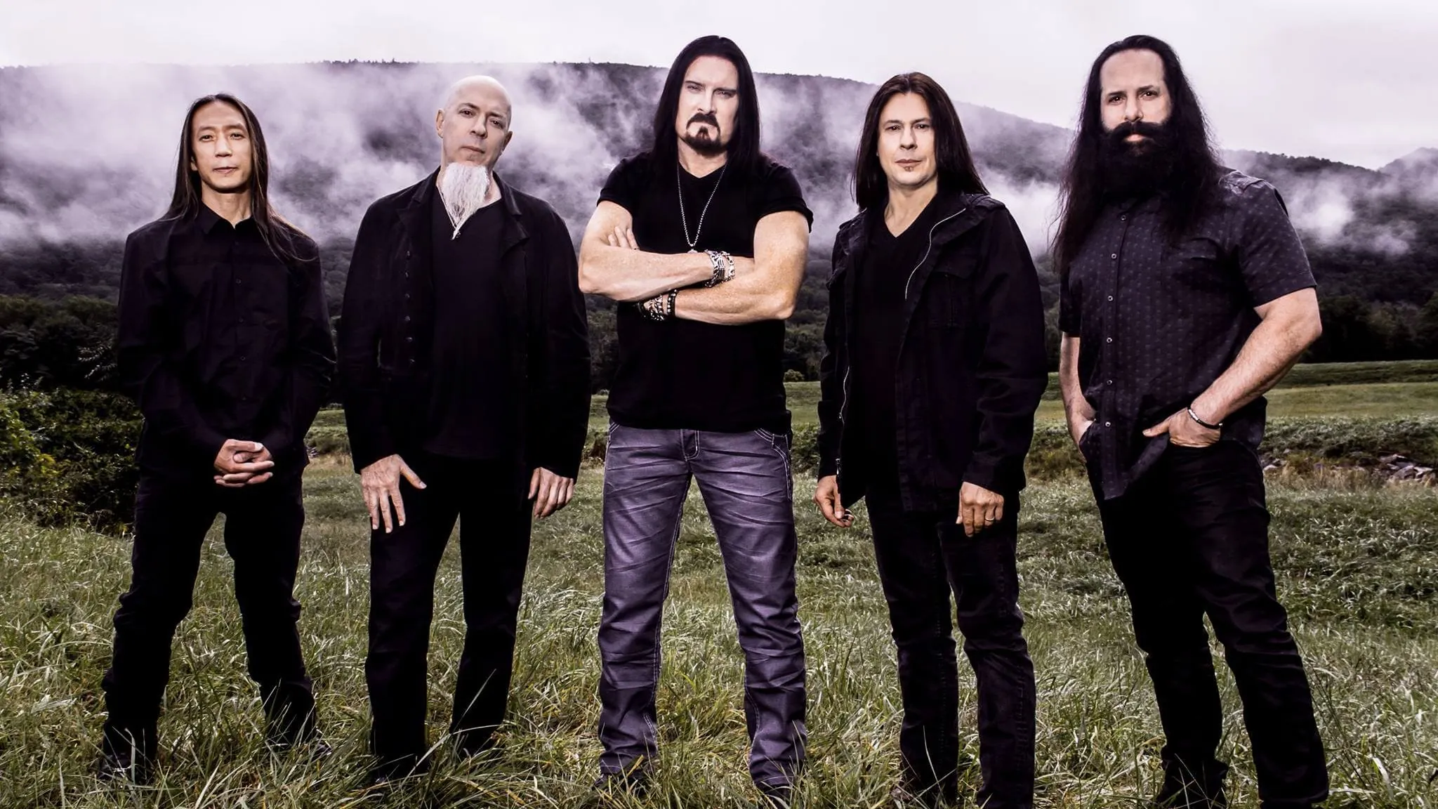 Dream Theater: Mike Mangini mostra in studio i dettagli di 'Pale Blue Dot'