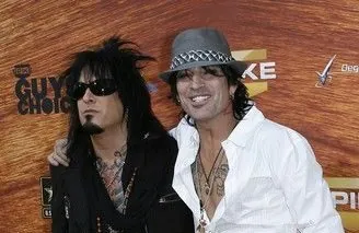 Mötley Crüe: le reazioni di Nikki Sixx e Tommy Lee al Coronavirus