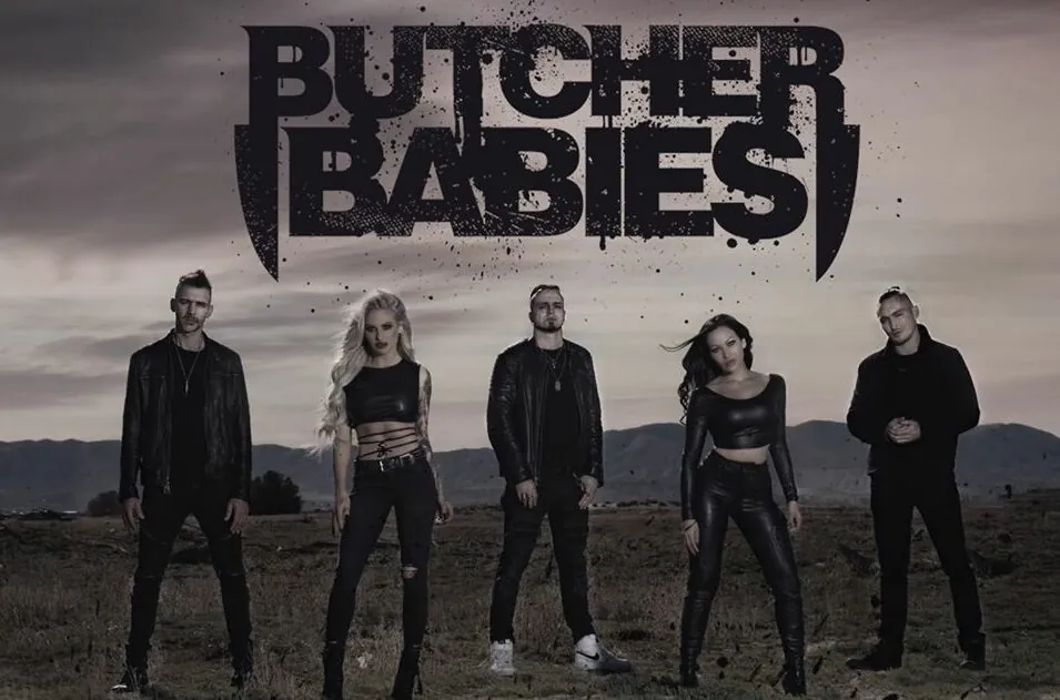 Butcher Babies: ascolta il nuovo singolo 'Sleeping with the Enemy'