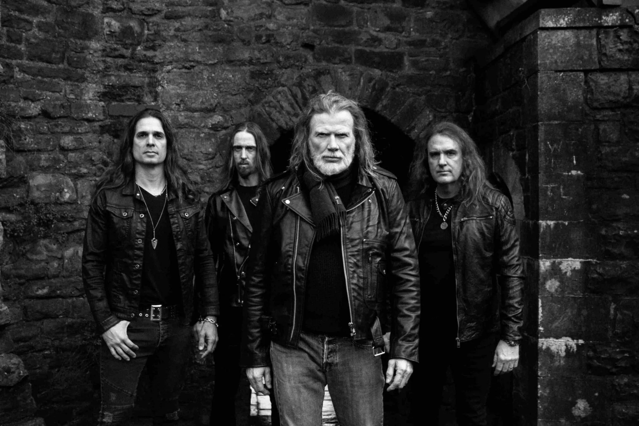 Megadeth: David Ellefson, 'Fu Vinnie Abbott a consigliarci di aprire i nostri live con 'Hangar 18' e noi onoriamo la sua memoria con quel brano'