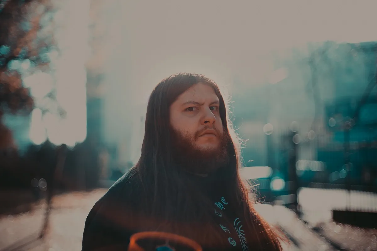 Danny Metal: ecco il music video della nuova '90 Gradi'