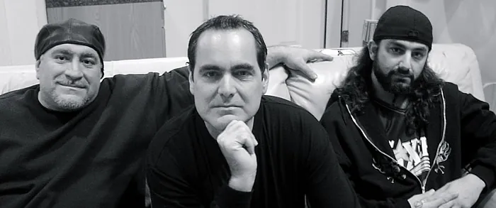 Neal Morse, Mike Portnoy, Randy George: guarda il video di 'Baker Street'