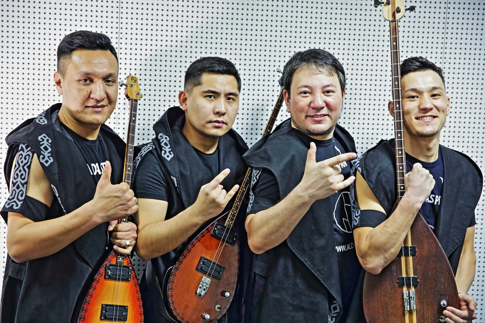 Aldaspan:  il live video della cover di 'Ake Tolgauy'