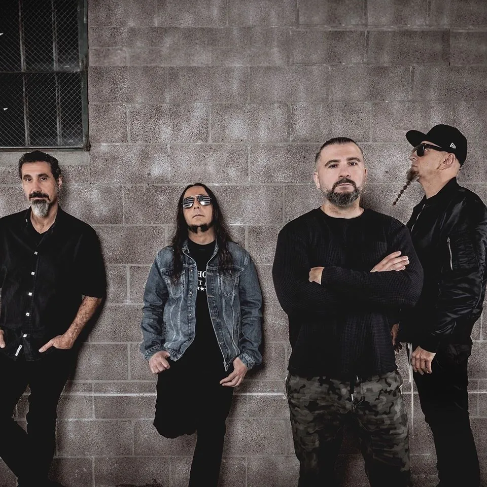 System Of A Down: Serj Tankian, 'non ci siamo mai rivolti a un pubblico mainstream'