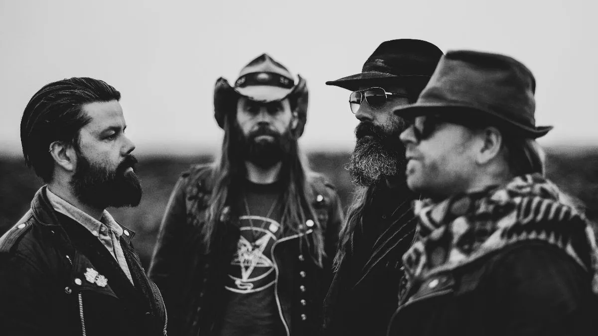 Sólstafir: guarda la première del nuovo singolo 'Her Fall From Grace', video ufficiale online