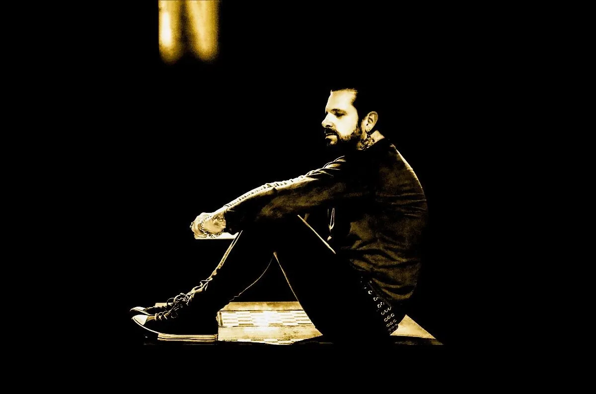 Ricky Warwick: annuncia il nuovo album "When Life Was Hard And Fast", guarda il video del singolo annuncia il nuovo album 'When Life Was Hard And Fast'
