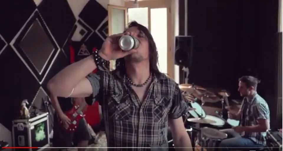 Hellcome: guarda il video di 'Good Friends, Bad Company' in esclusiva su TrueMetal.it