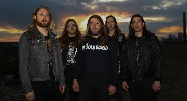 Enforced: guarda il visualizer video di 'Curtain Fire'