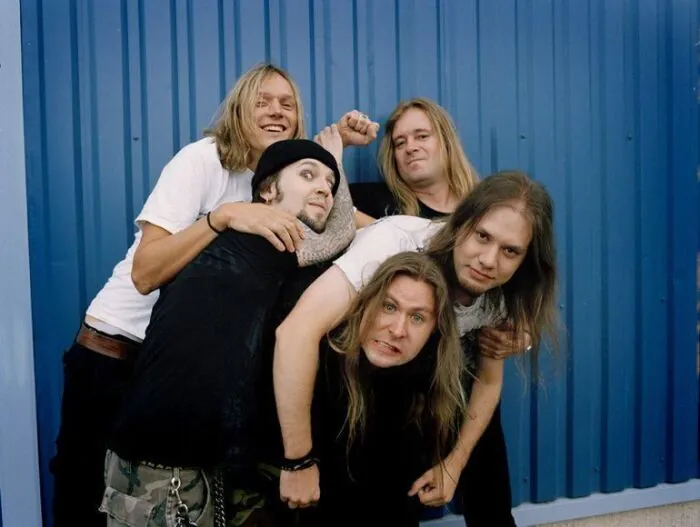 Children of Bodom: gli ex compagni di band ricordano Alexi Laiho, "Abbiamo perso un fratello"