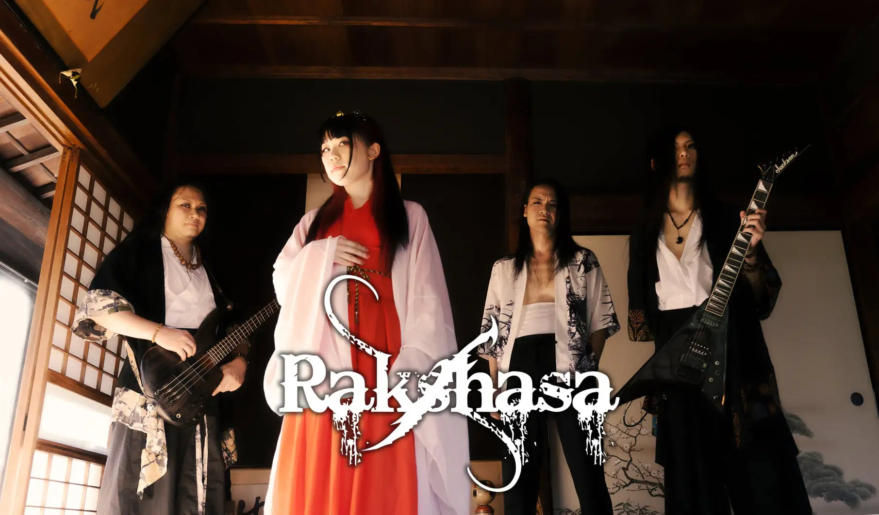 Rakshasa: il video musicale ufficiale di '蝶々花火  (ChouChou Hanabi)'