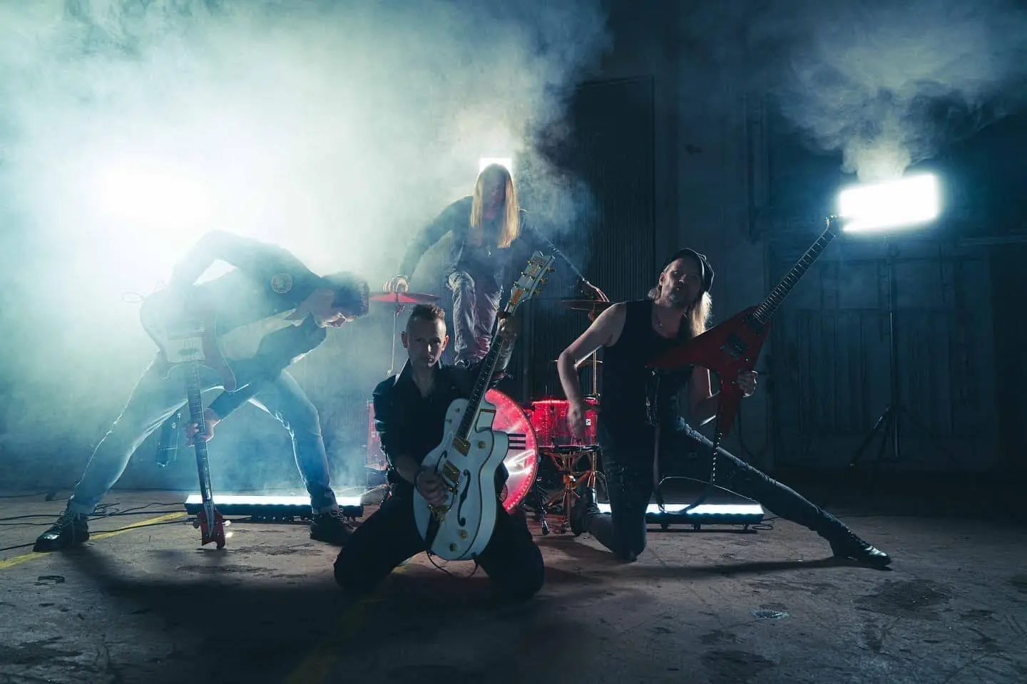 Eclipse: il videoclip di 'Roses on Your Grave' dal nuovo LP "Wired"