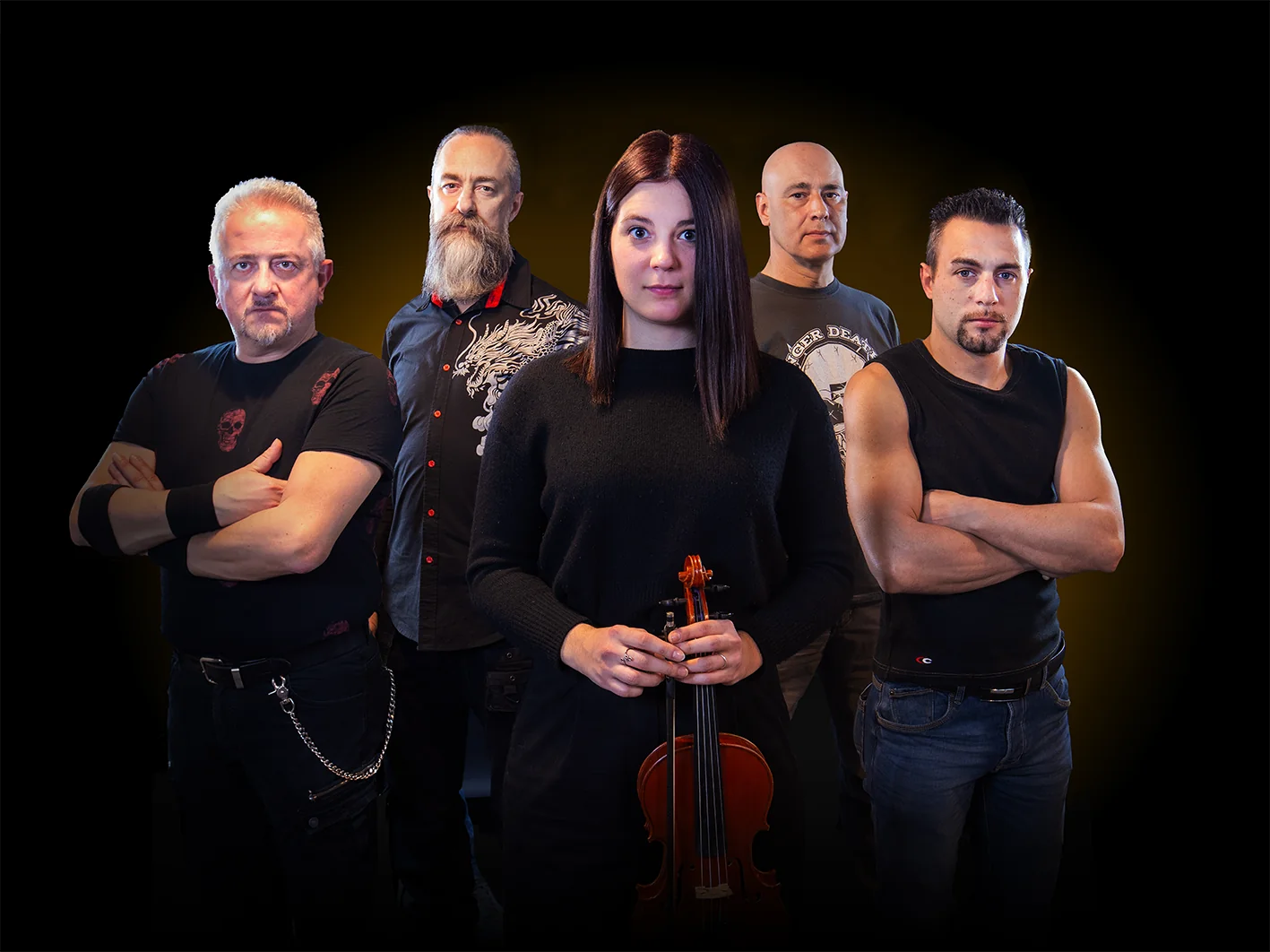 Crohm: guarda il lyric video di 'Castles Of Sand'