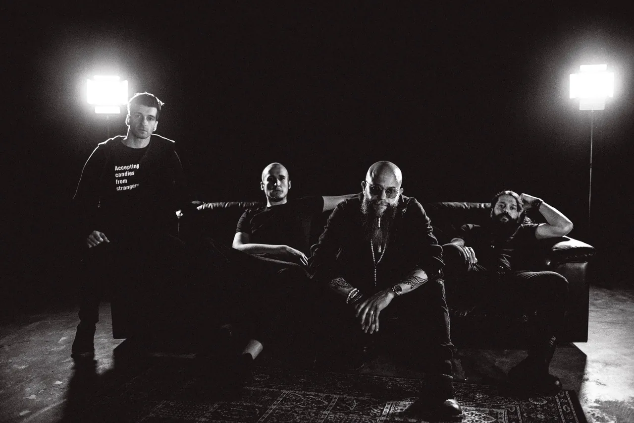 Klogr: rilasciano il video live completo di 'Till Black Key'