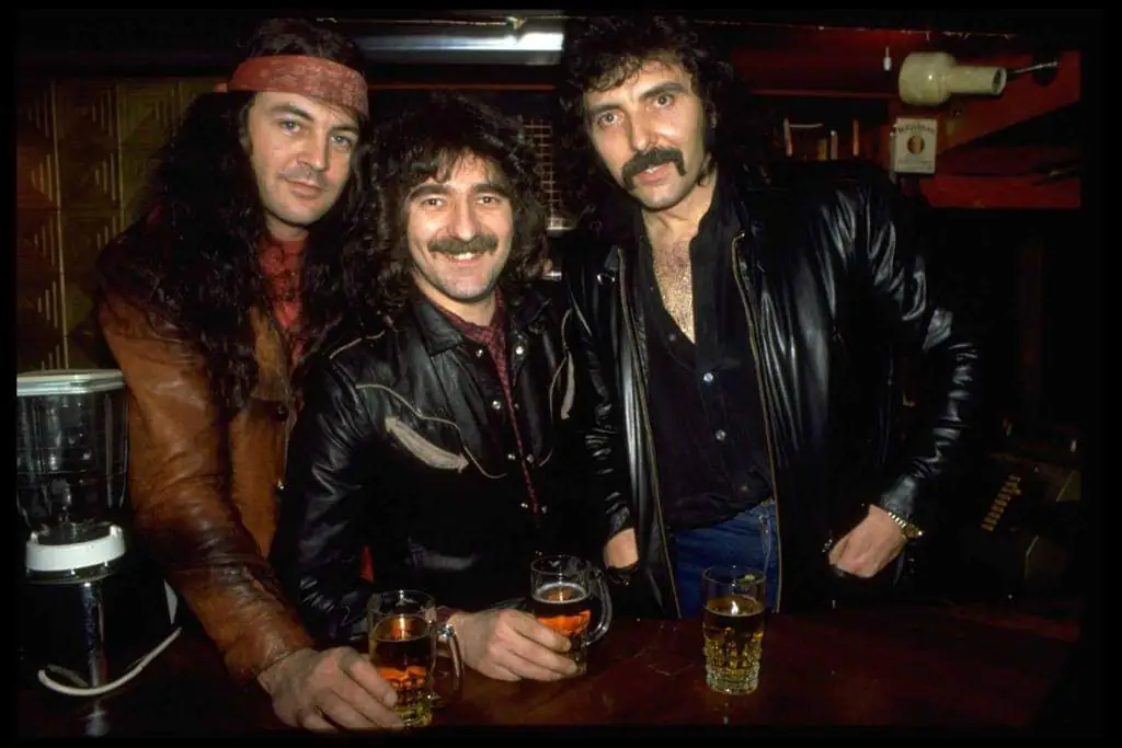 Black Sabbath: Tony Iommi, "Quando abbiamo registrato Born Again suonava bene, poi è uscito ovattato"