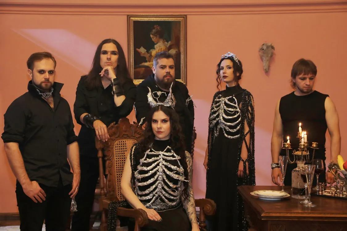 Belle Morte: il video animato di 'Who Are You'