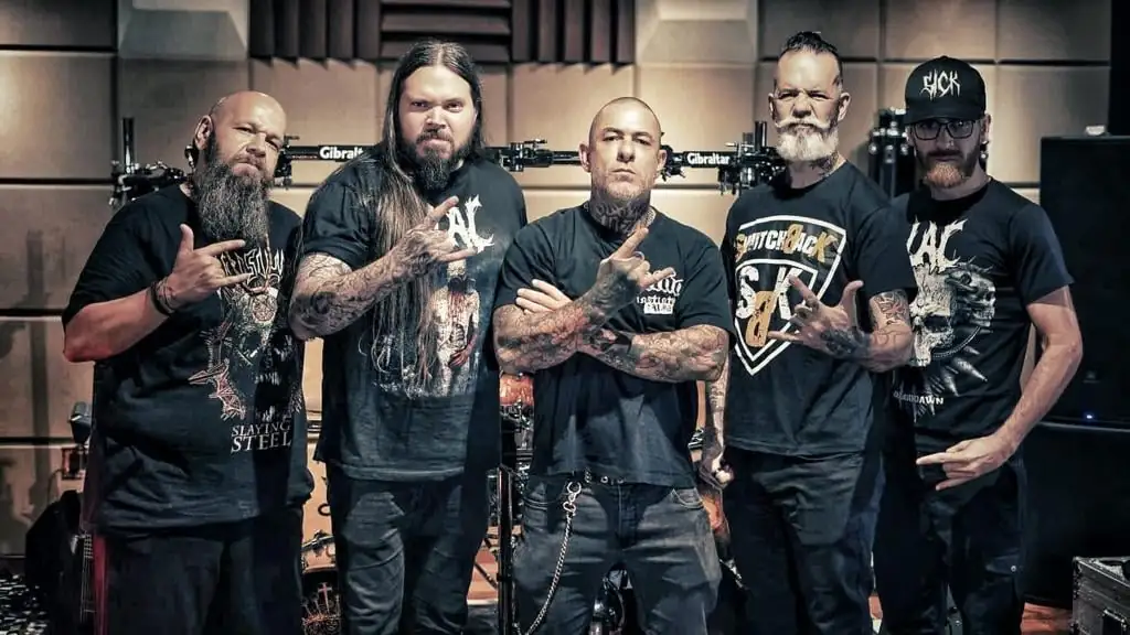 The Troops Of Doom: pronto "Antichrist Reborn"