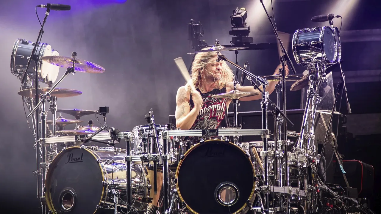 Mötley Crüe: Will Hunt degli Evanescence, "Una pressione enorme suonare al posto di Tommy Lee"