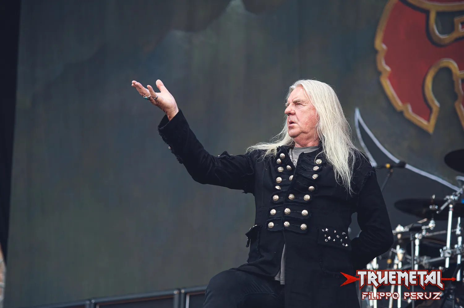 Saxon: Biff Byford vuole un chitarrista navigato per sostituire Paul Quinn in tour