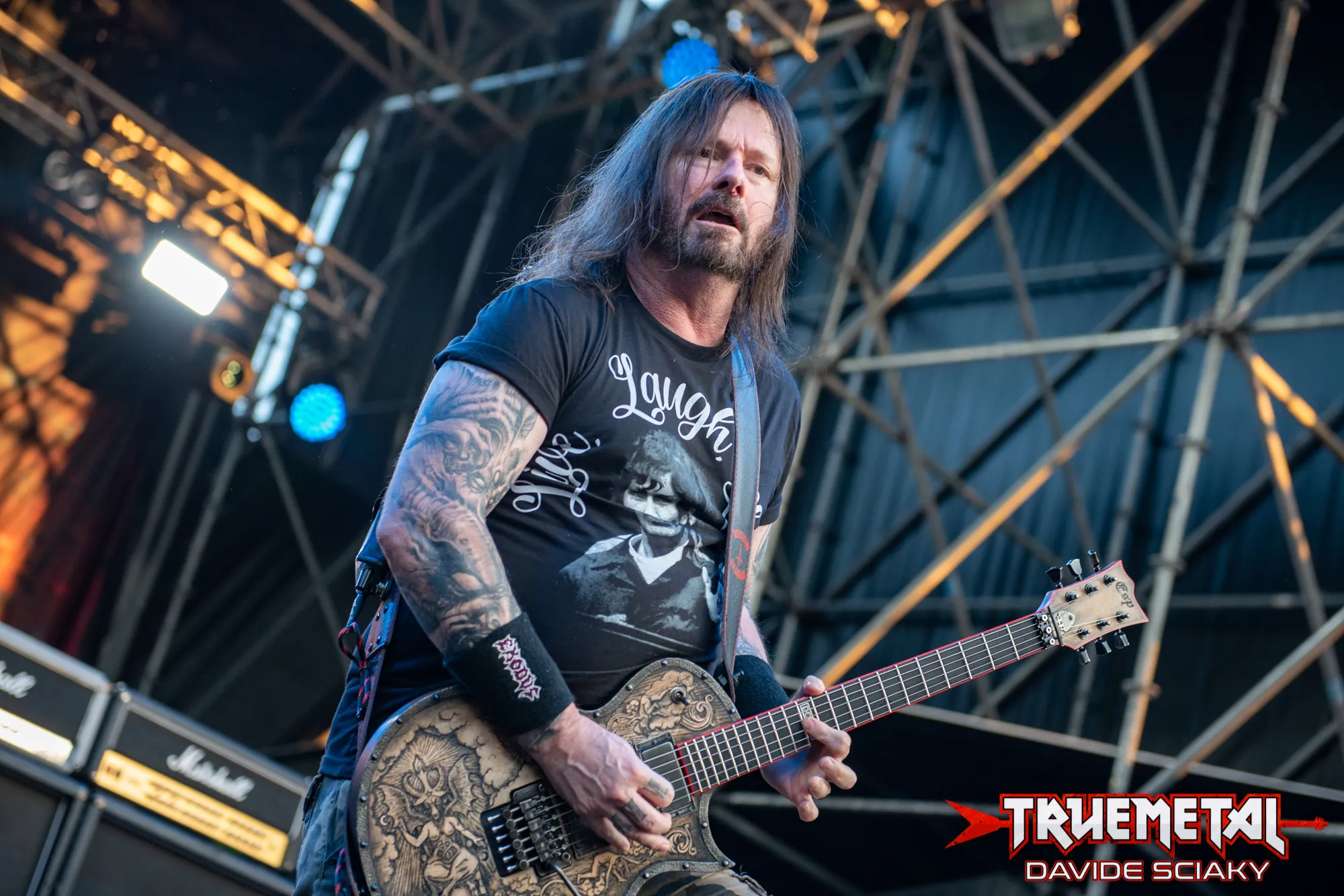 Slayer: Gary Holt, "A Milano uno spettatore continuava a insultarmi, sono sceso e stavo per menarlo"