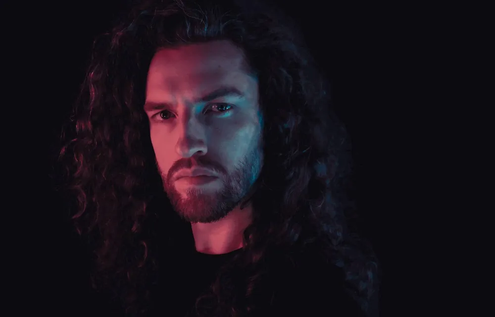 Morgan Reid: il guitar hero pubblica il nuovo singolo 'Grand Champ'