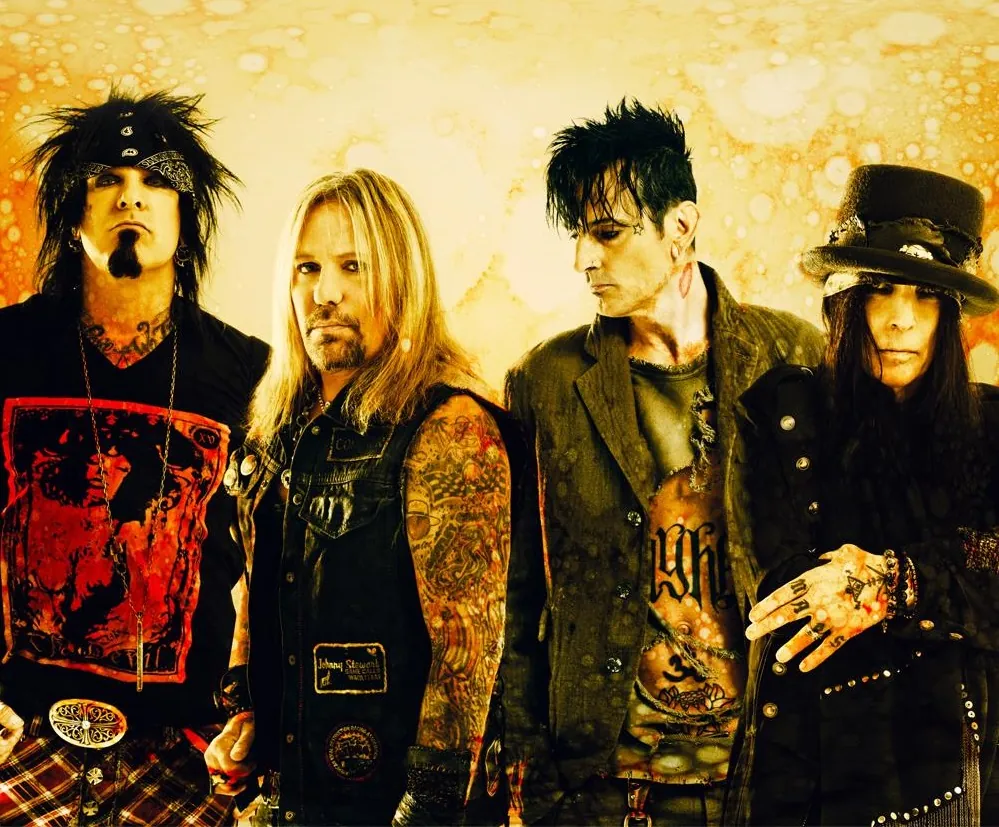 Mötley Crüe: pubblicato il videoriassunto dei primi spettacoli del "The Stadium Tour"