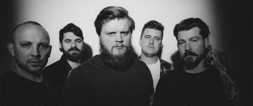 Wolves At The Gate: guarda il live video professionale di 'Weight of Glory'