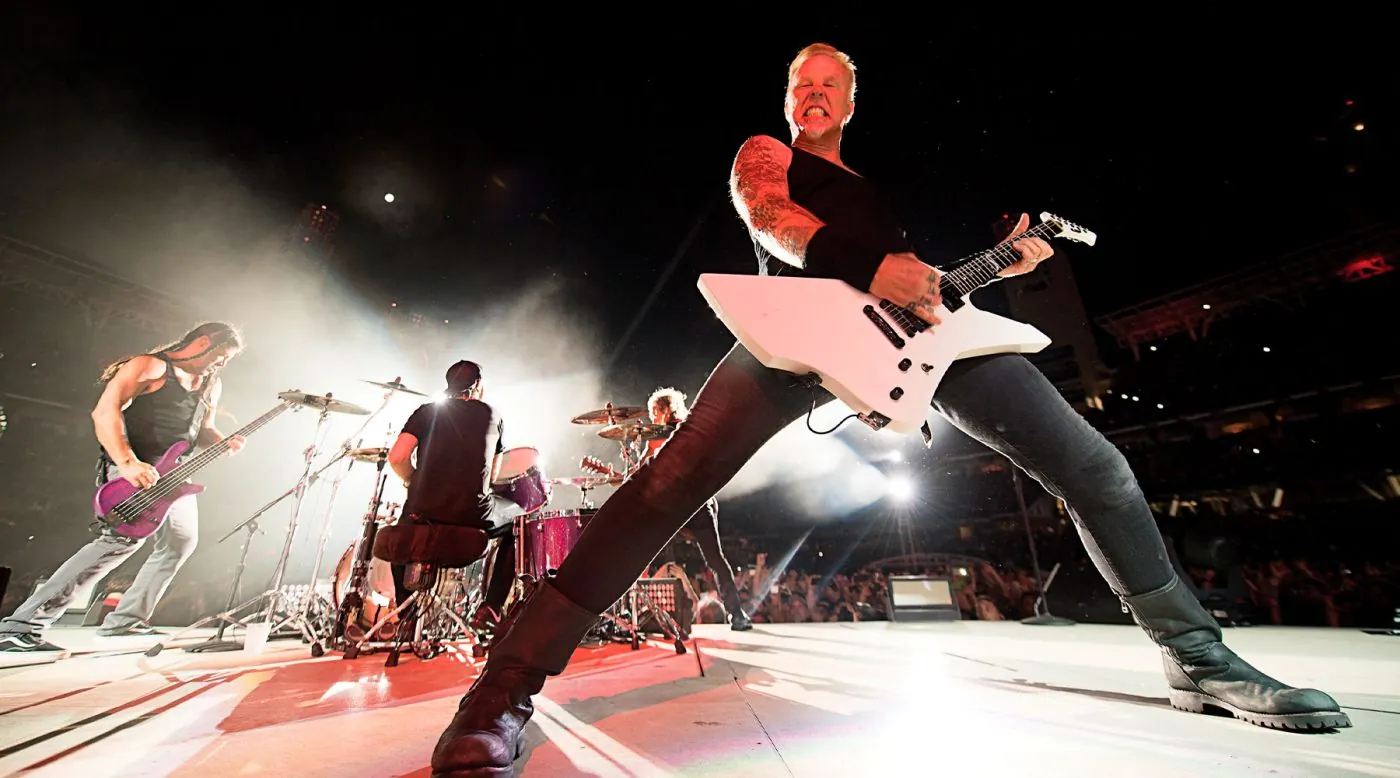 Metallica: annunciano il tour mondiale con due date consecutive per città