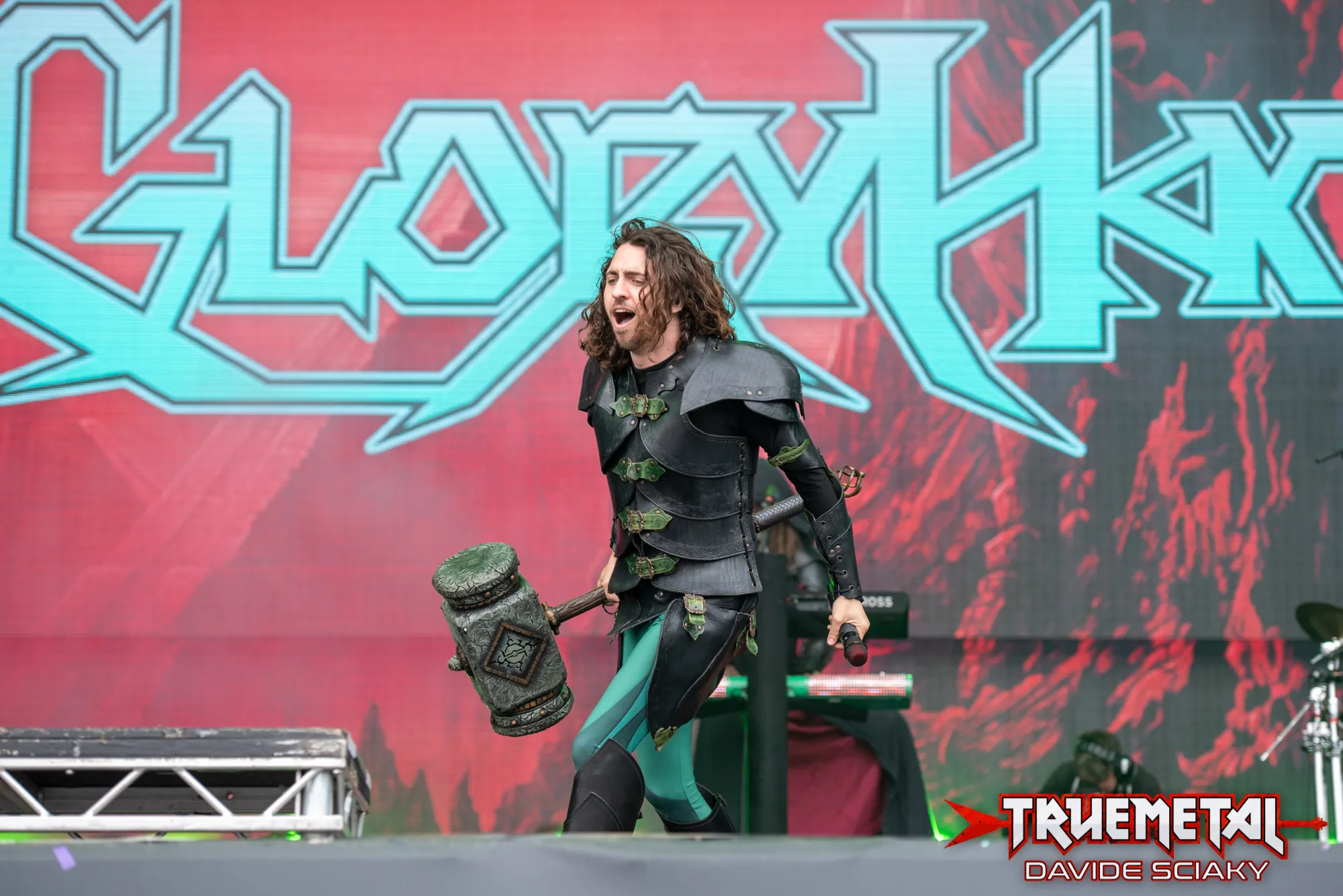 GloryHammer: pubblicato il nuovo singolo