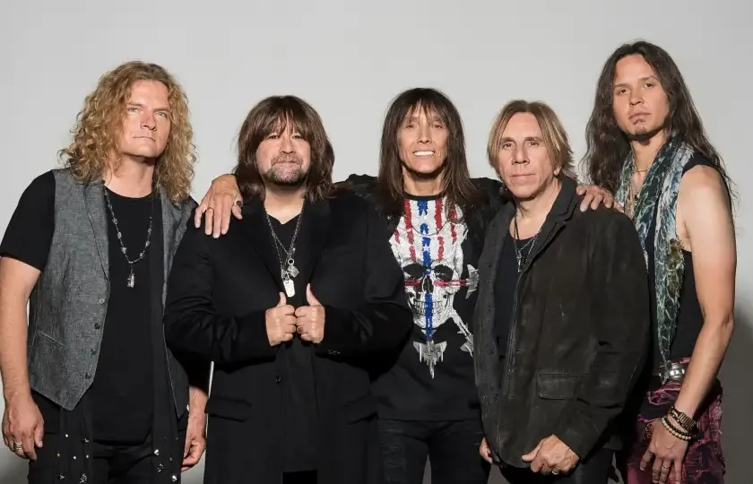 Tesla: nuovo album live in estate