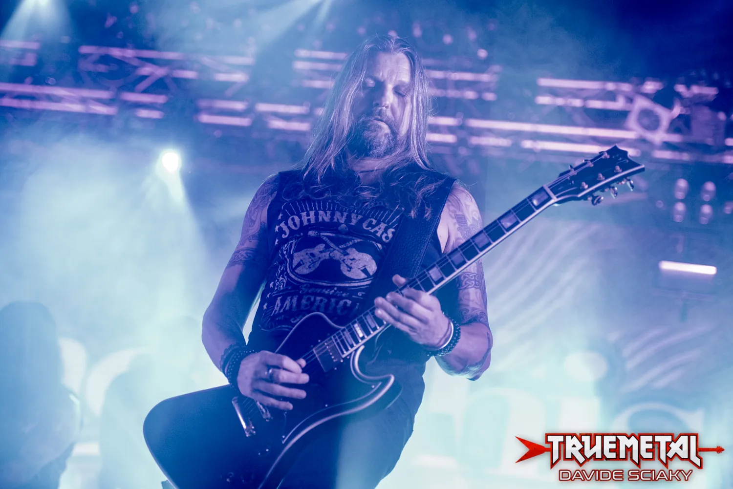 Amorphis: Olli-Pekka Laine si prende una pausa dal tour, annunciato il sostituto