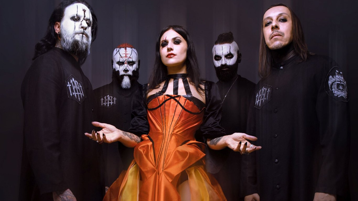 Lacuna Coil: Cristina Scabbia, lavorare a "Comalies XX" è stato molto stressante