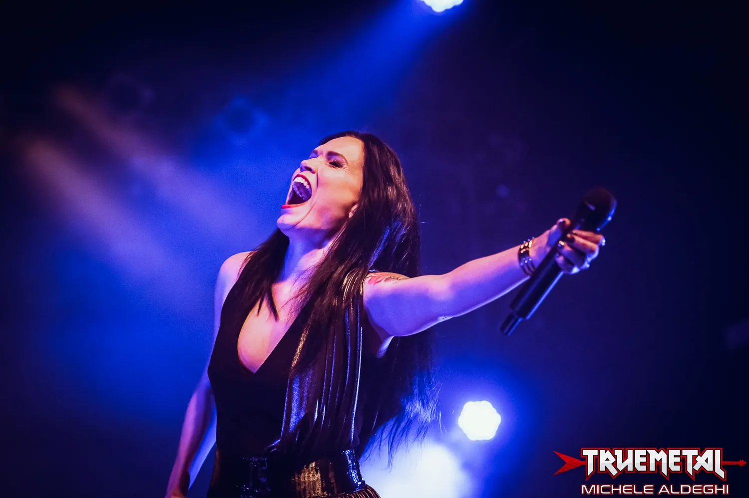 Tarja: annuncia "Rocking Heels: Live at Metal Church", il primo di una serie di live album