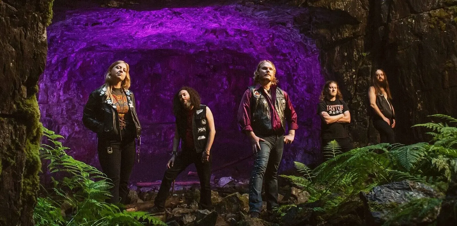 Smoulder: il primo pezzo estratto dal nuovo album "Violent Creed of Vengeance"