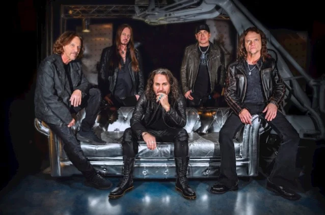 Winger: il video della nuova "Tears Of Blood"