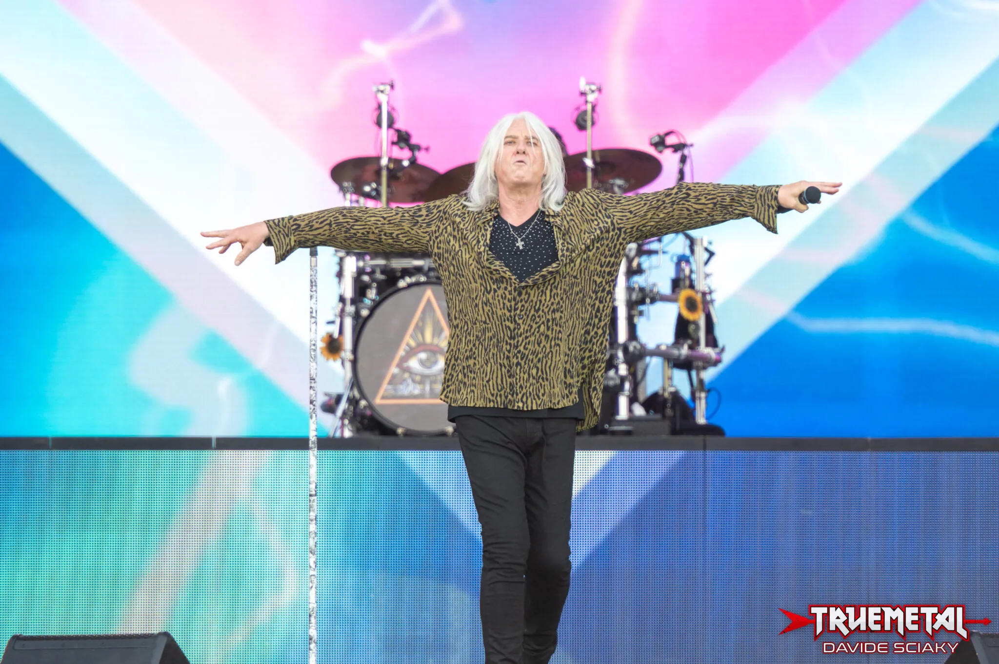 Def Leppard: annunciato il docu-film ufficiale "Long Live Def Leppard"