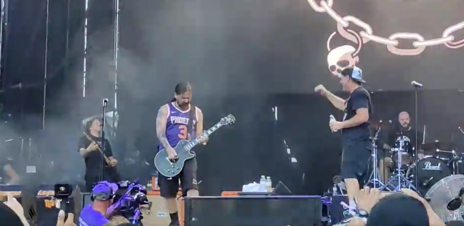 Motörhead: Ugly Kid Joe e Andreas Kisser insieme per la cover di "Ace Of Spades"