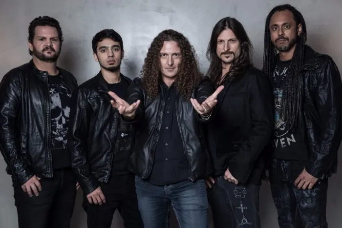 Angra: tour celebrativo prima di un periodo di pausa