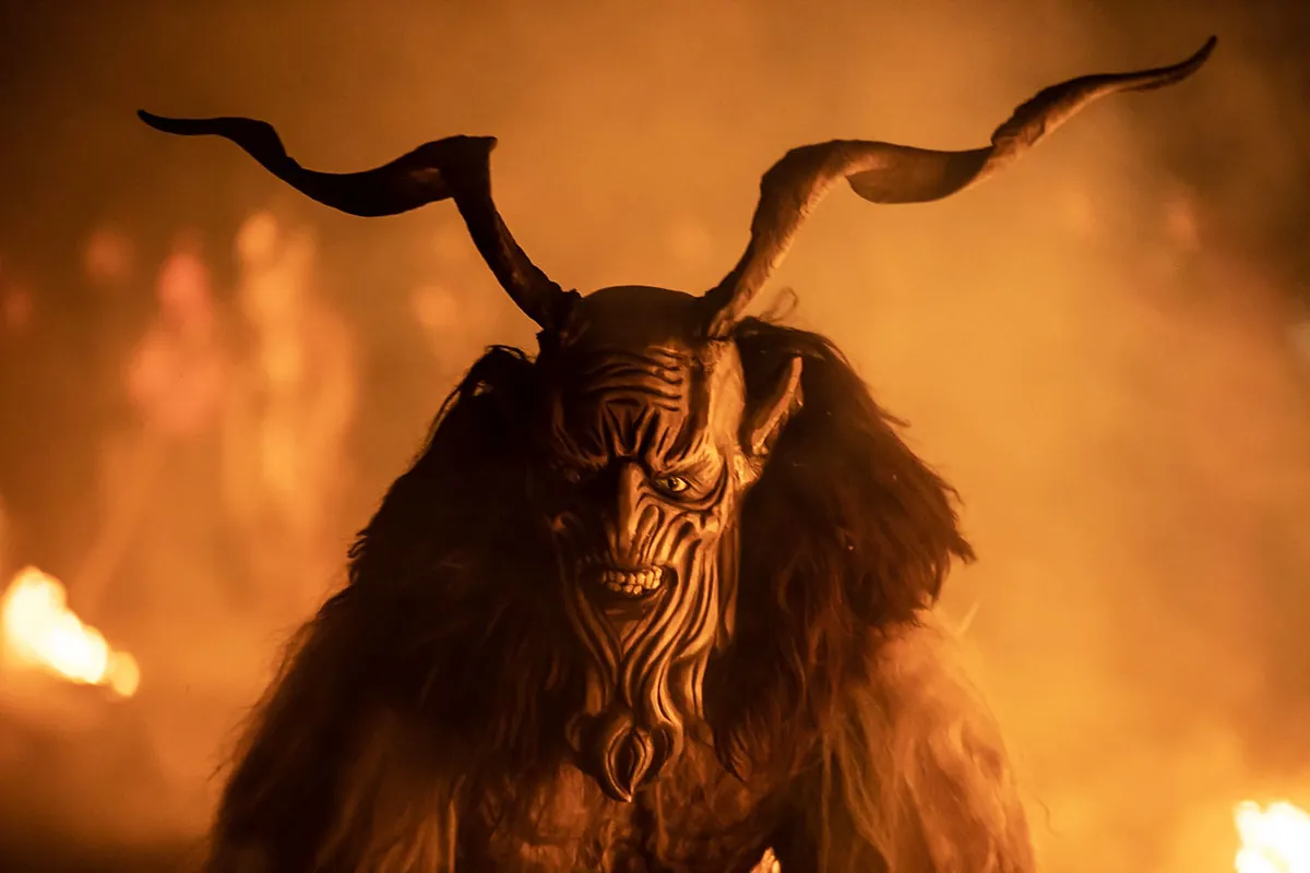 Stay Brutal: speciale Natale - I Krampus: l’uomo nero alla porta.
