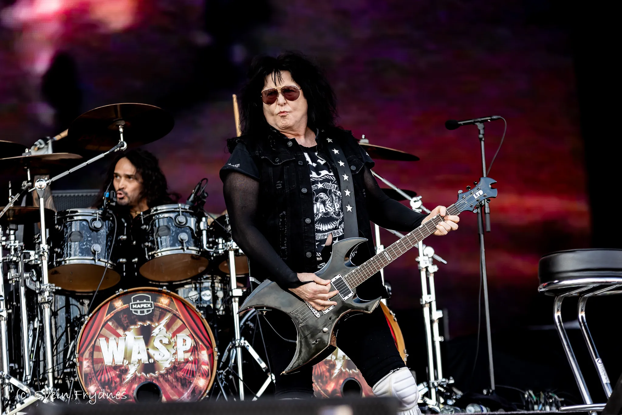 W.A.S.P.: Blackie Lawless, "Basi musicali dal vivo? Follia!"