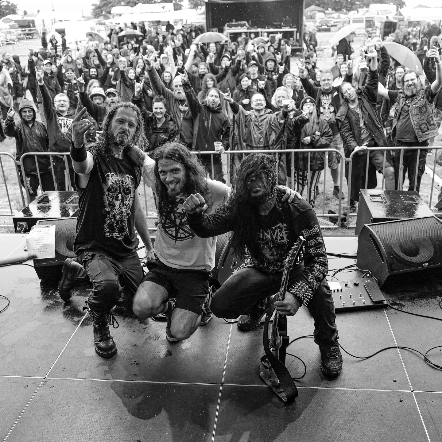 KHNVM: fuori il video 'Live in Badehaus, Berlin', un concerto completo