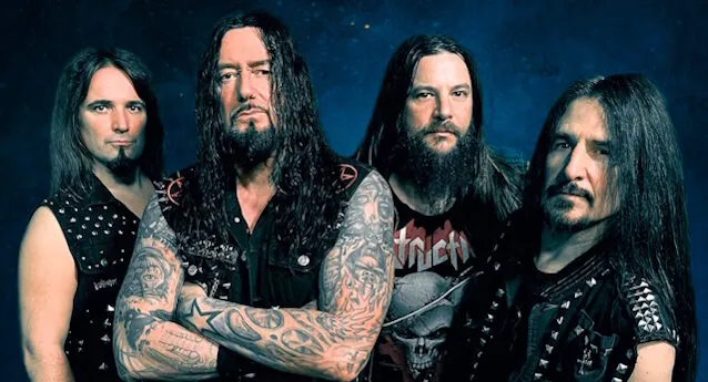 Destruction: la cover di "Fast As A Shark"