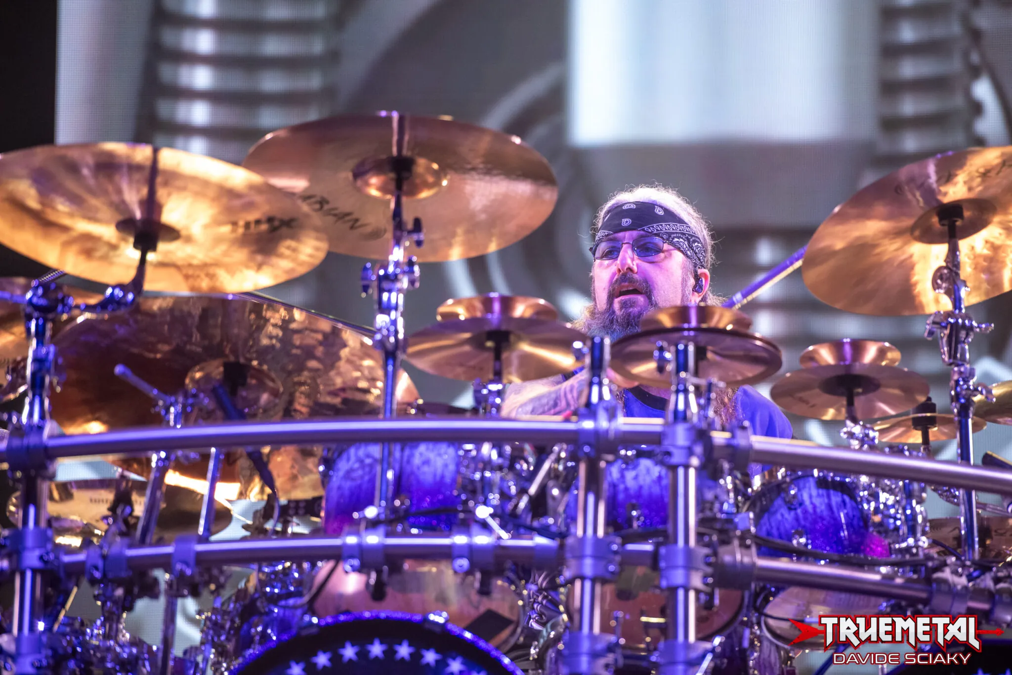 Dream Theater: Mike Portnoy alle prese con una canzone di Taylor Swift
